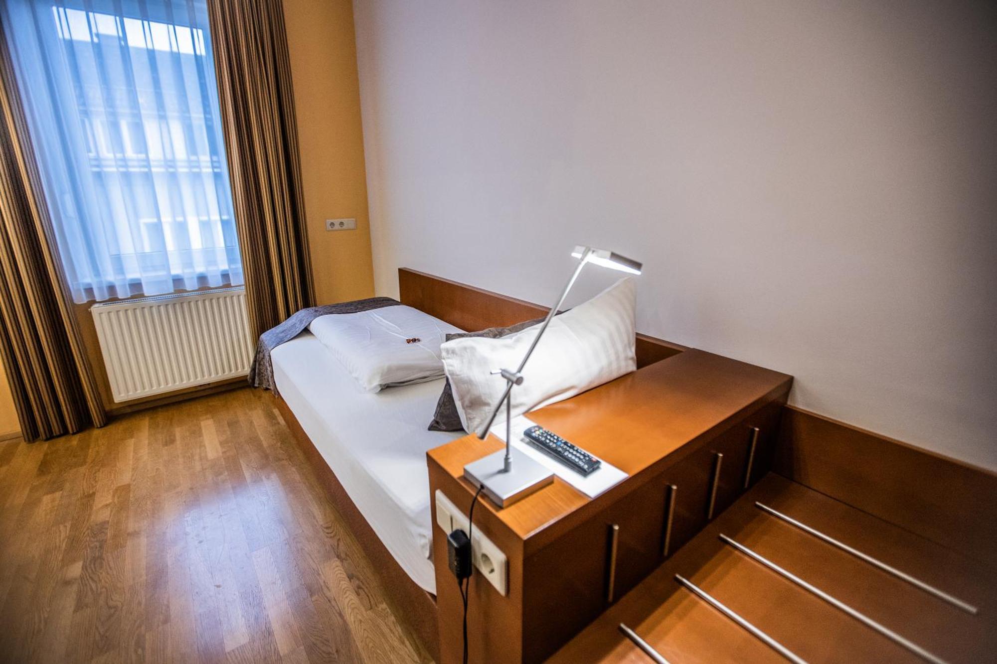 Hotel Stadt Wien Bad Schallerbach Extérieur photo
